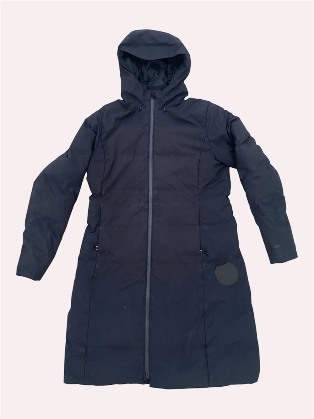 Womenโs Patagonia Black Down Parka